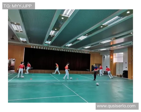 李伟排球生涯回顾与展望：从球场到人生的精彩对话